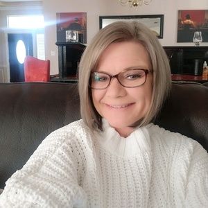 Meet your Posher, Janet